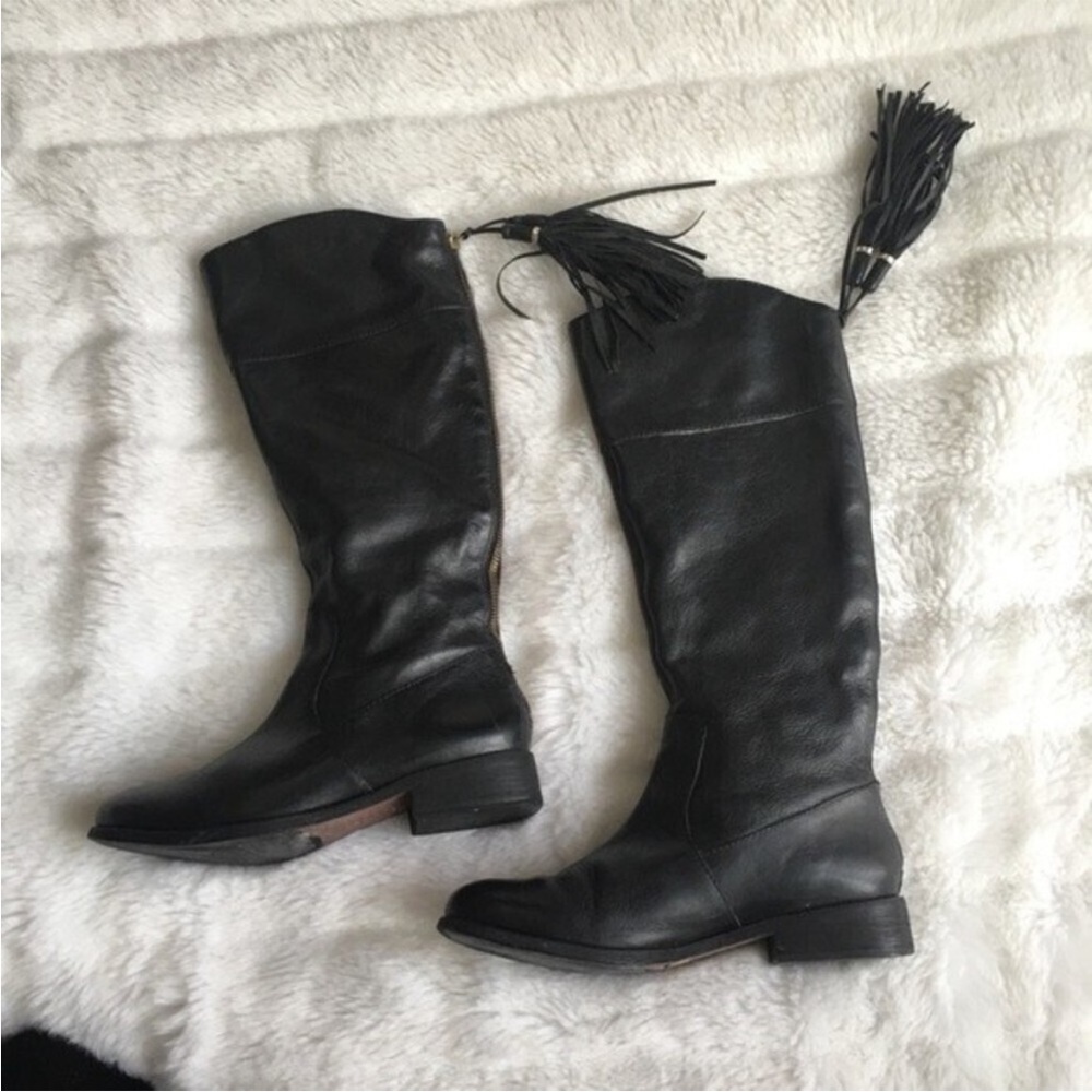 Black Leather Knee-High Boots‎